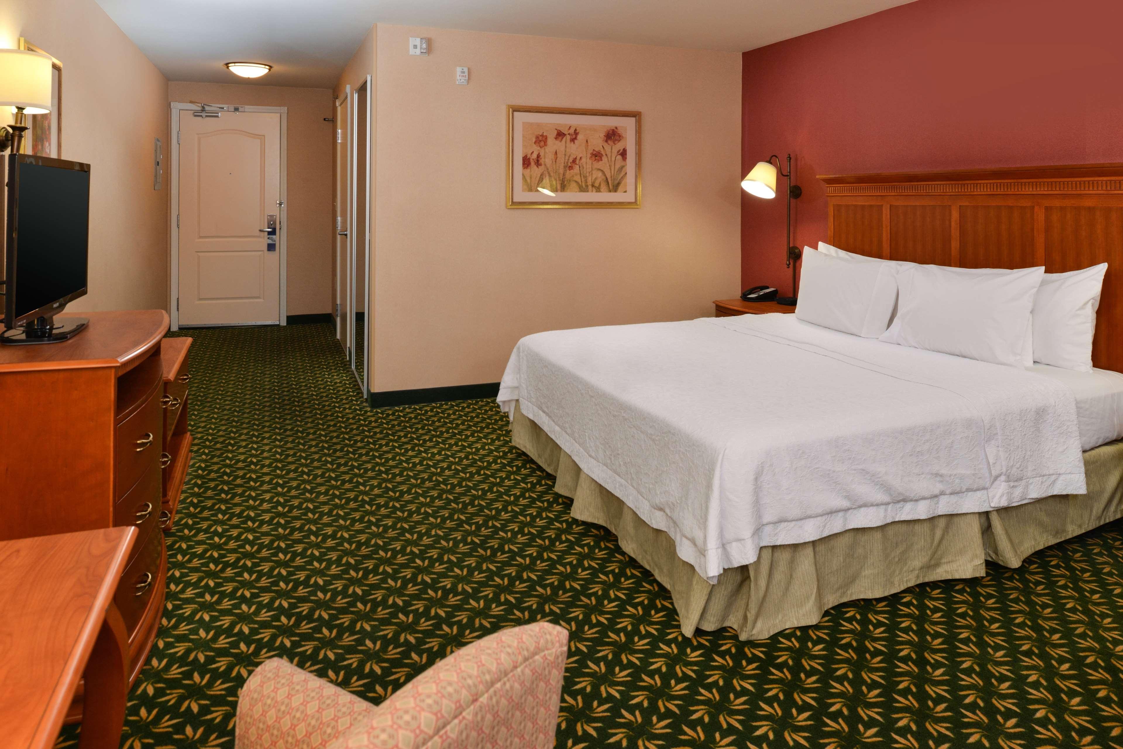 Newly Renovated-Hampton Inn & Suites Casper Exterior photo