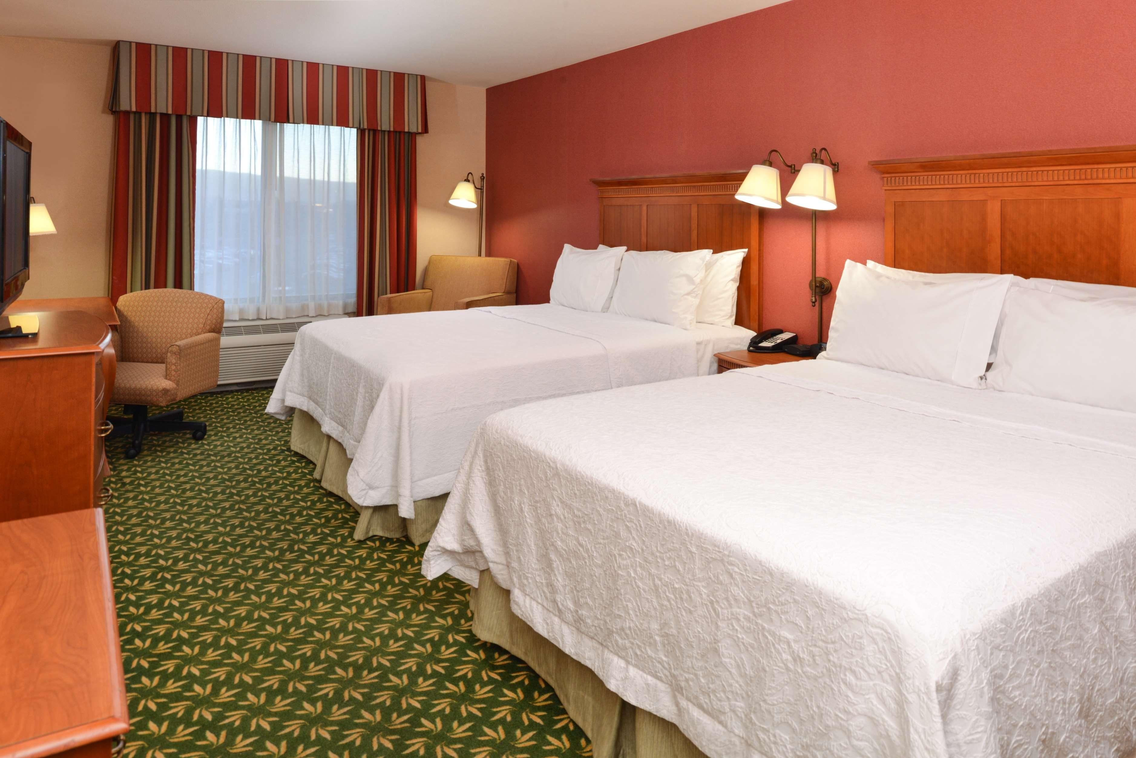 Newly Renovated-Hampton Inn & Suites Casper Exterior photo