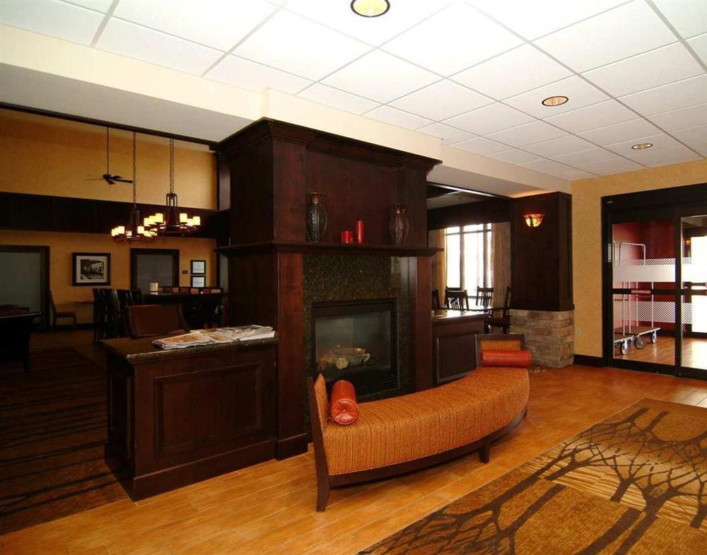 Newly Renovated-Hampton Inn & Suites Casper Interior photo